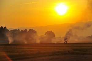 H26　風景　優秀賞　夕暮どき　平宏之進